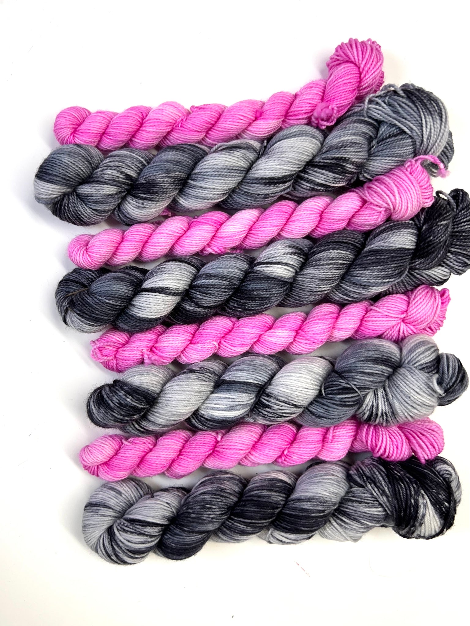 Dolly's Fur Main Color- Full Skein